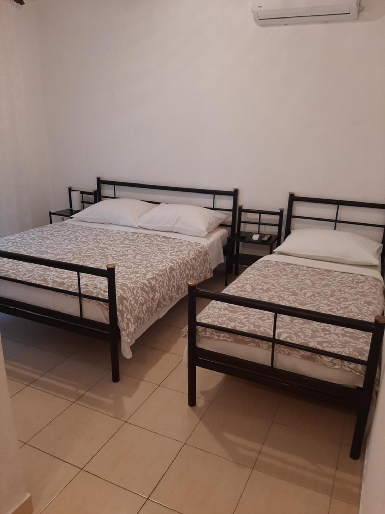 Apartments Marta Стариград-Пакленица Номер фото