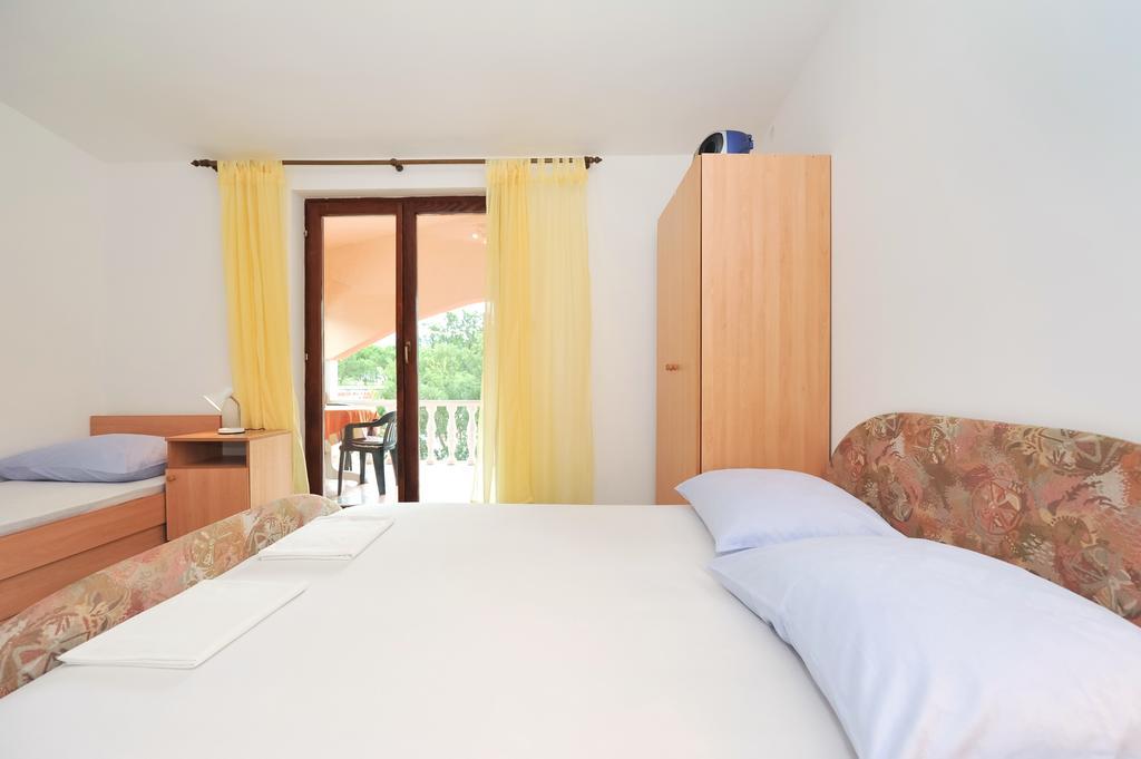 Apartments Marta Стариград-Пакленица Номер фото